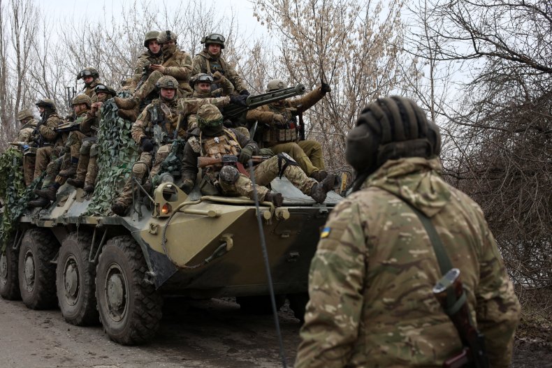Ukrainian servicemen