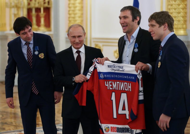 Alexander Ovechkin and Vladimir Putin 