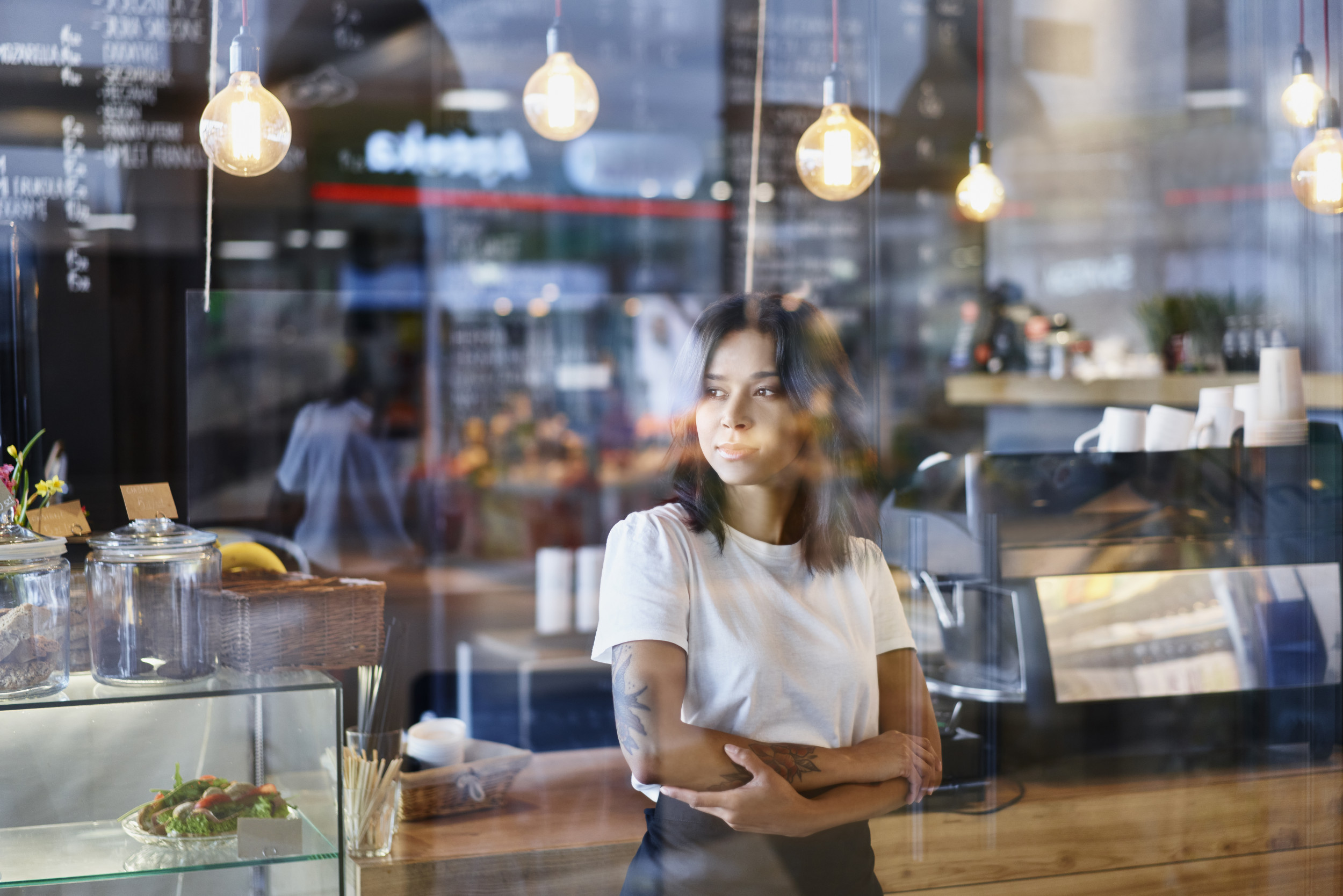 Server Stunned to Learn Why Woman Called Restaurant Before She and Husband ...