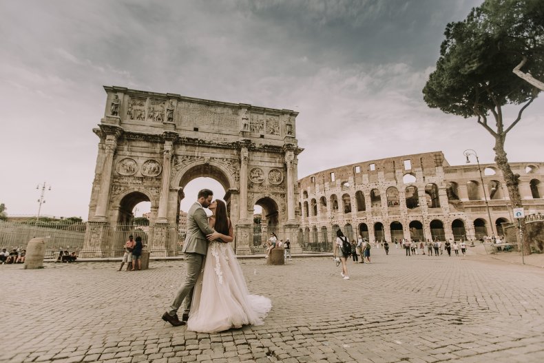 Italian Region Paying Couples to Wed There