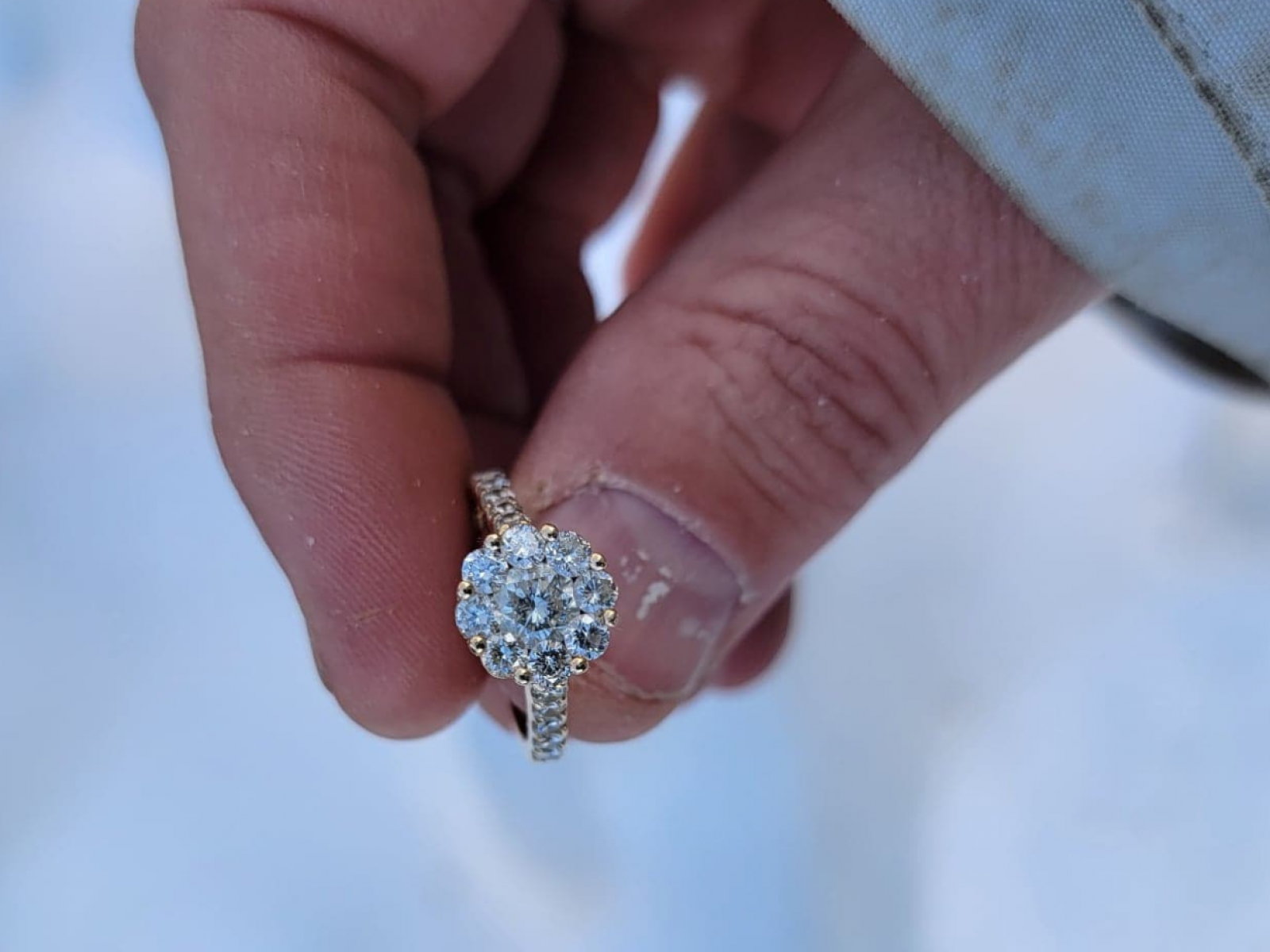 Lara spencer cheap ring carats