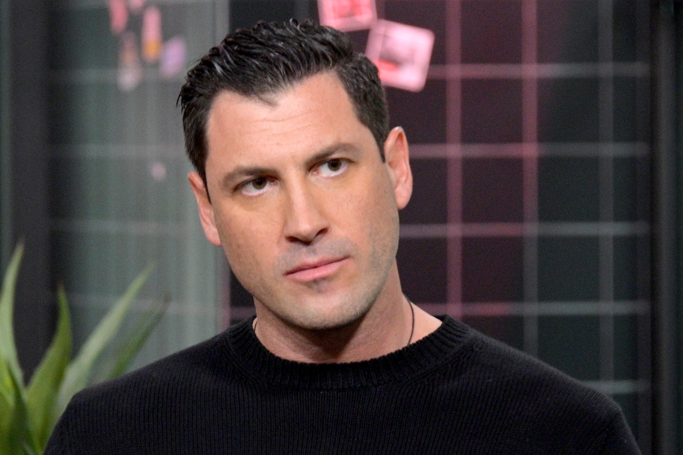 Maksim Chmerkovskiy Details 'Traumatizing' Escape From Ukraine After ...