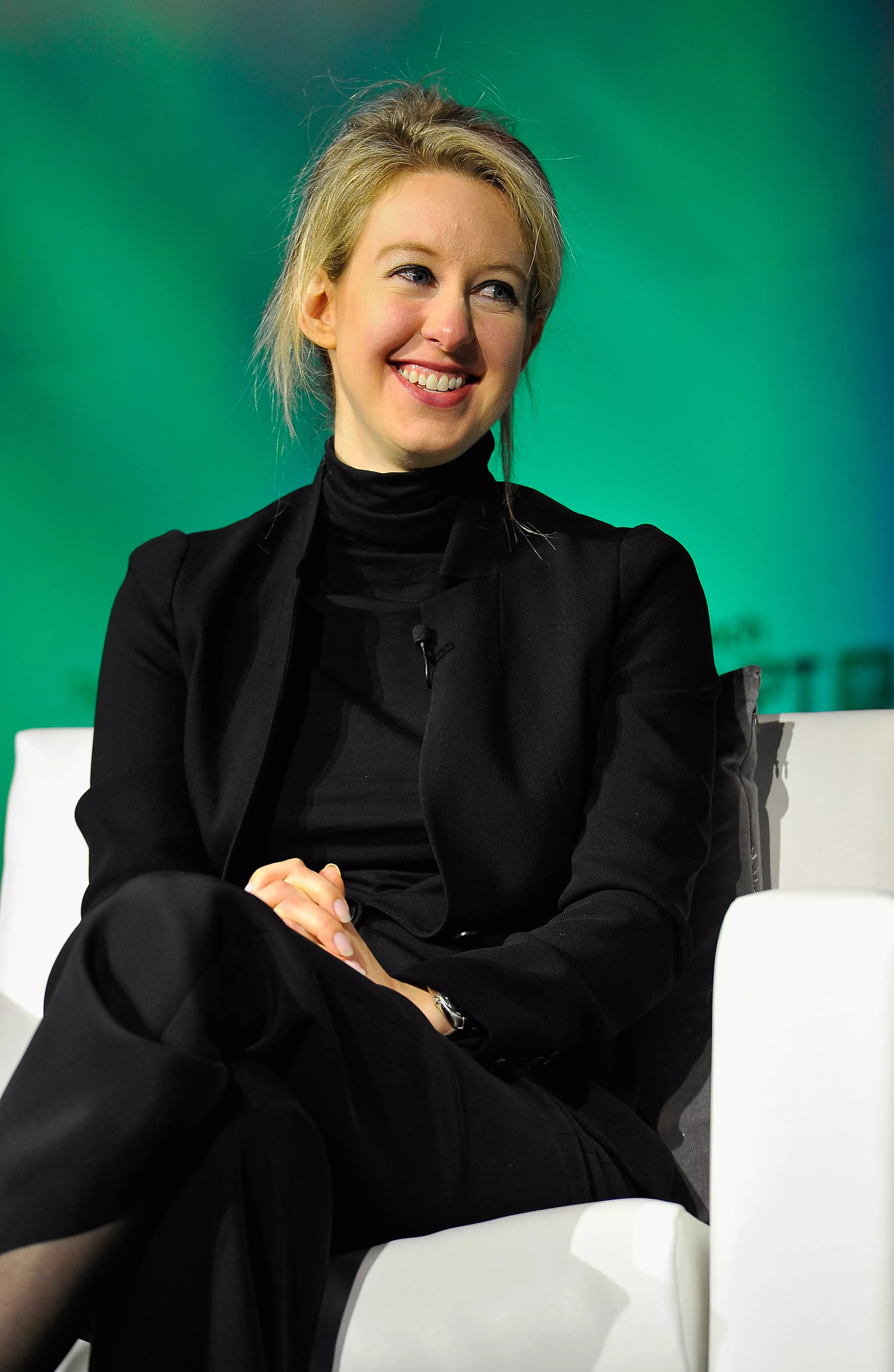 What happened to 'The Dropout's' Elizabeth Holmes and Where is She Now? - Vimarsana News