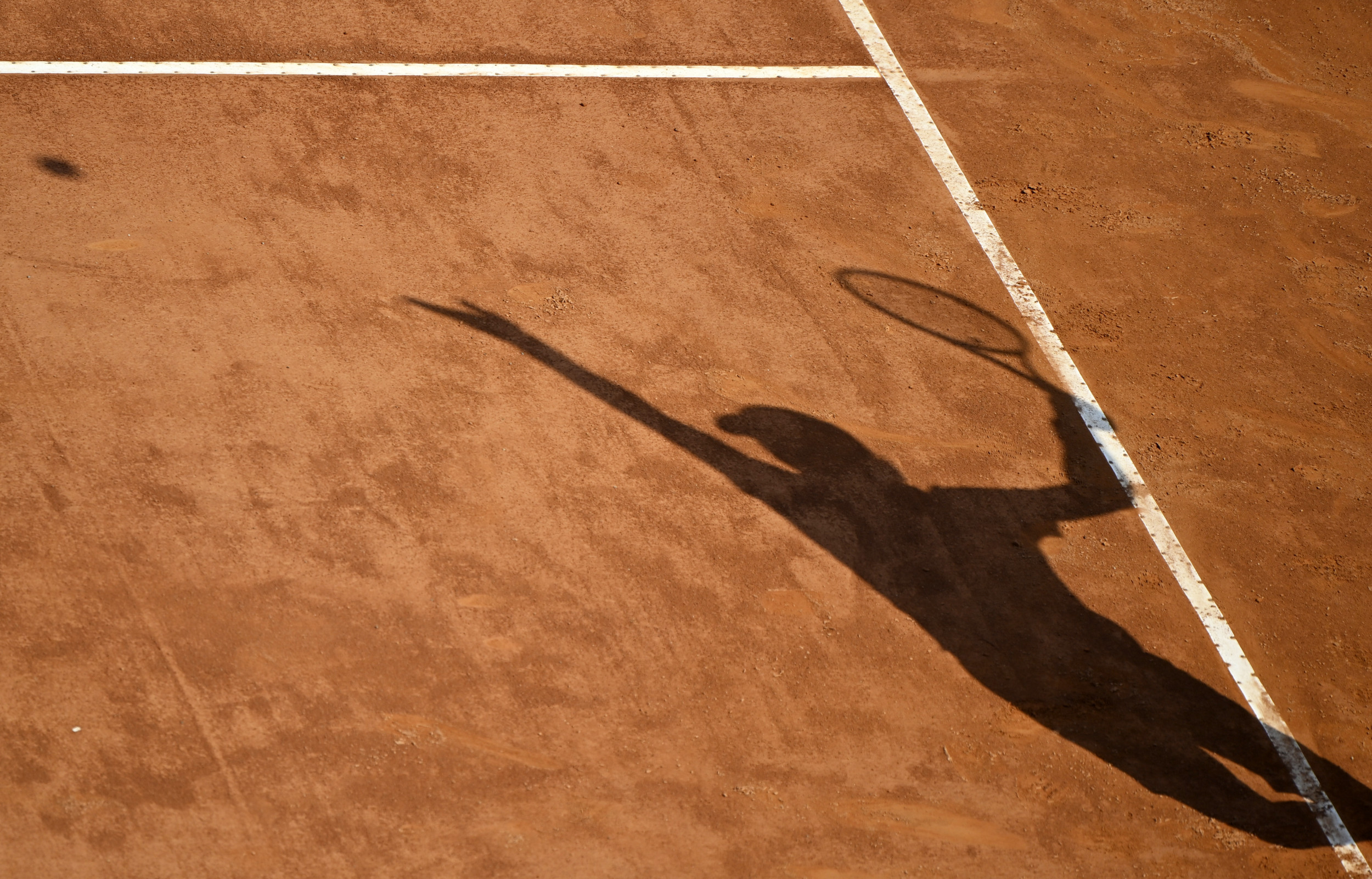 Членство России приостановлено Международной федерацией тенниса, что усугубляет спортивные проблемы