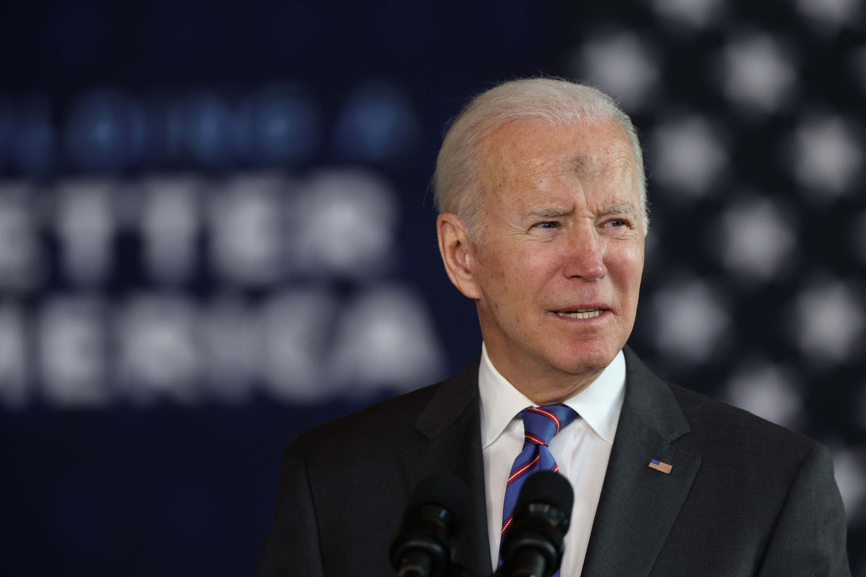 Biden Asks Congress for Another $10B for Ukraine Aid, $22.5B for COVID