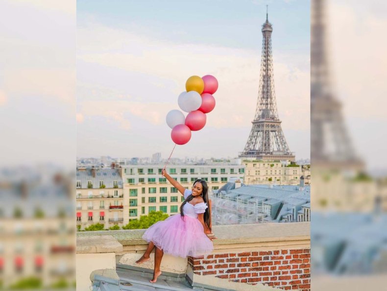 Solo Traveler Shakeemah Smith Travels The World