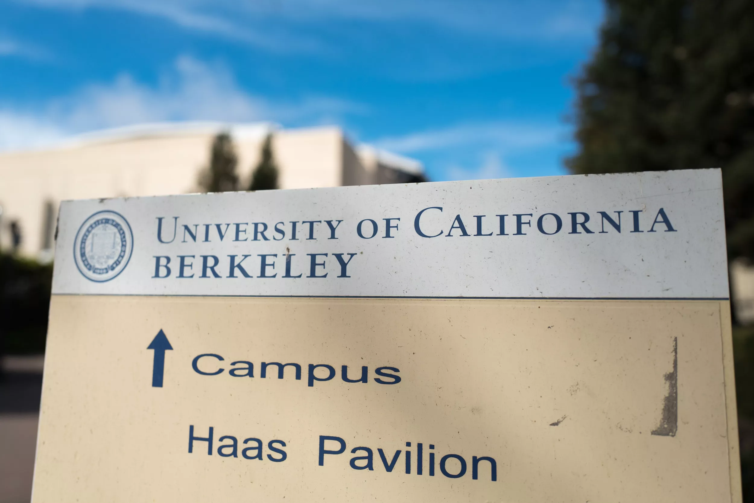 UC Berkeley Keeps Enrollment Freeze, Refuses Offer for More Students - Vimarsana News