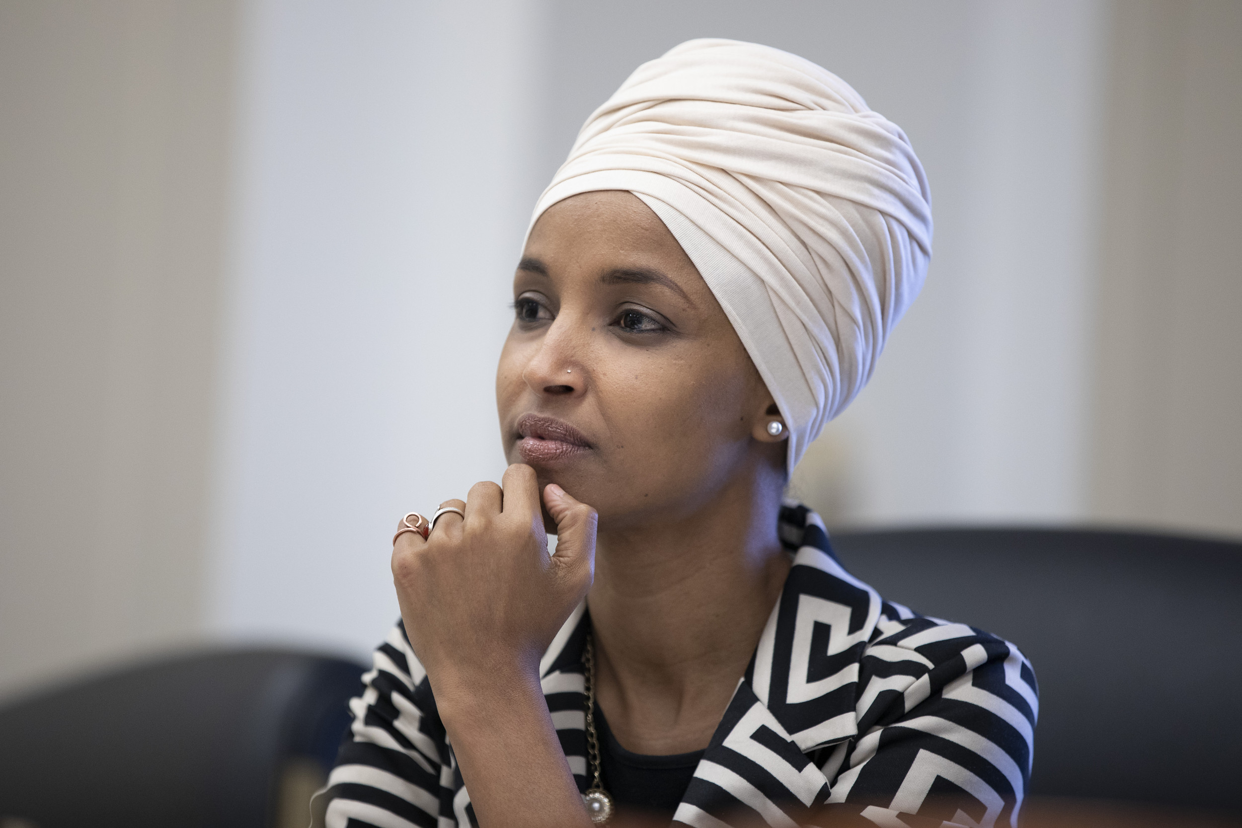 ilhan-omar-calls-sending-u-s-weapons-to-ukraine-likely-disastrous