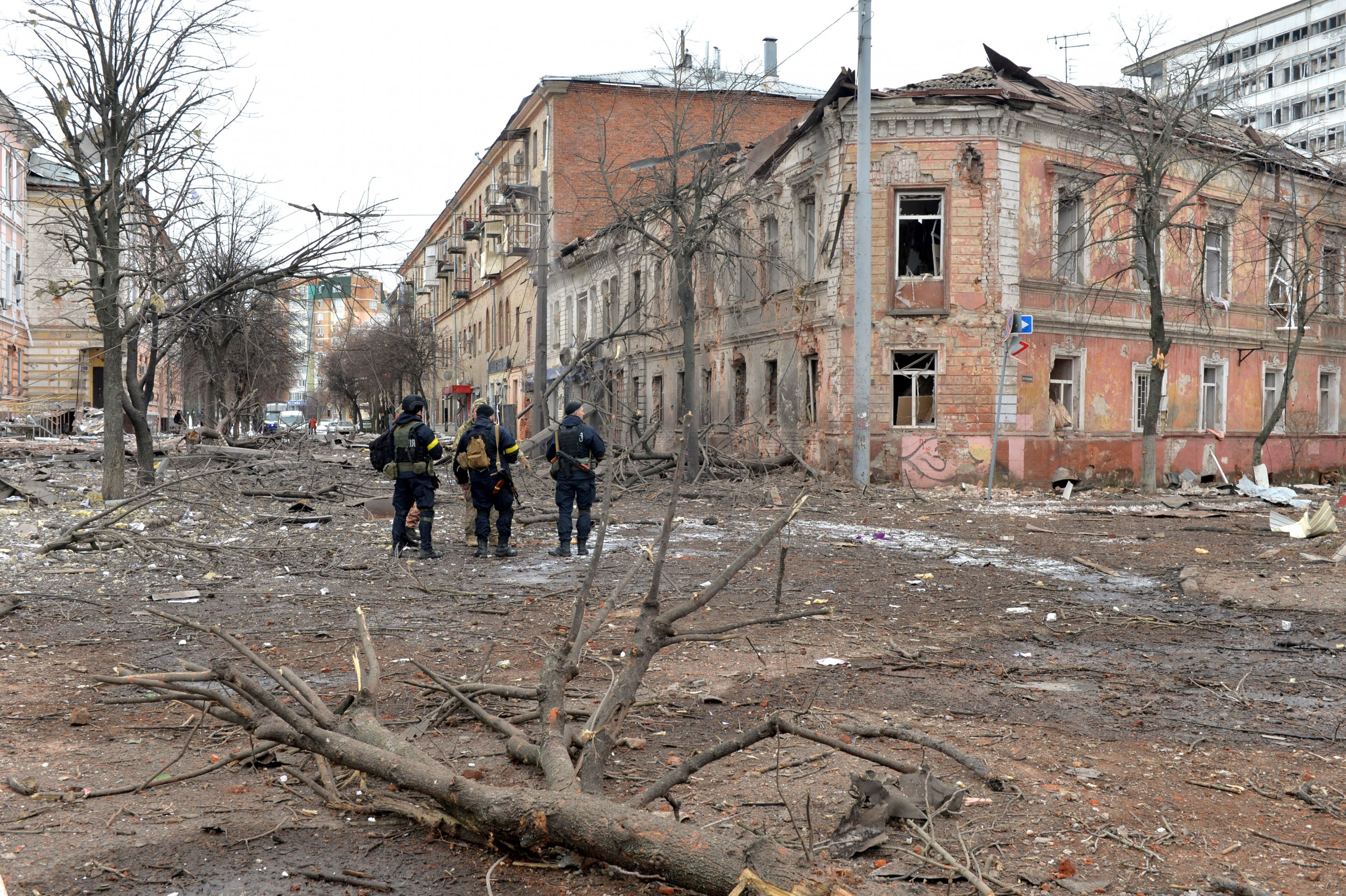 Politicians, Media React to Video of Bombed Maternity Hospital in Ukraine