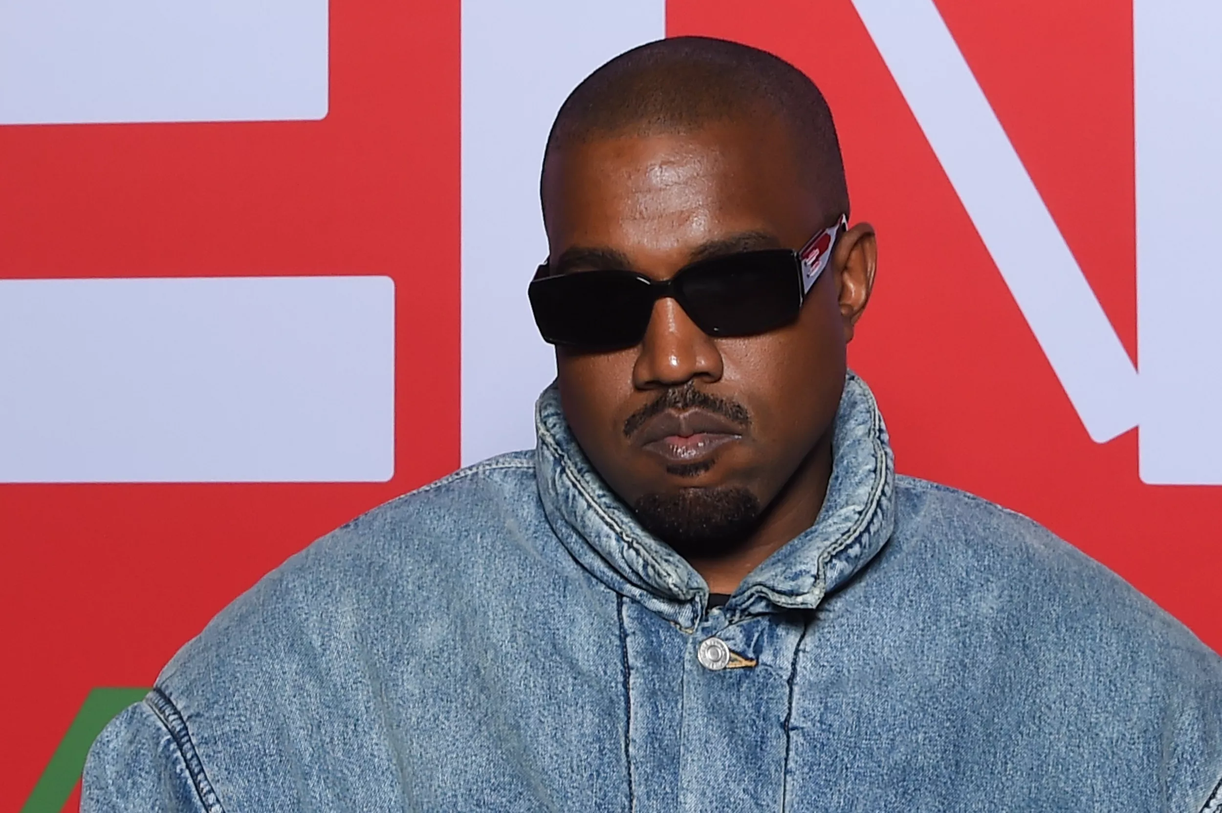 Kanye West Calls It 'Big Win' That 'Donda 2' Is Ineligible for Album Charts - Vimarsana News