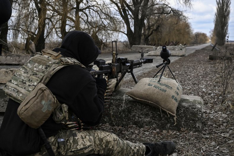 Ukraine, soldier, aims, gun, Russia, positions, Brovary