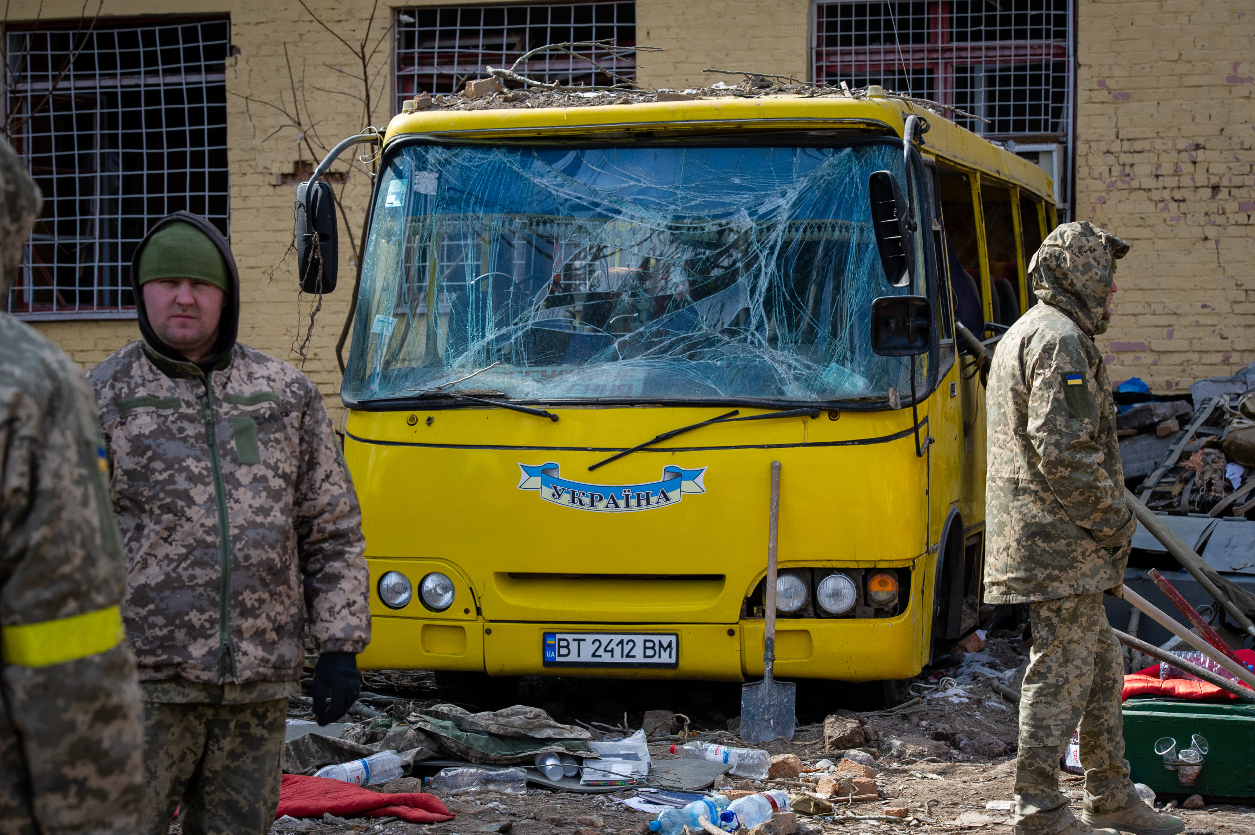 Ukraine War News Live: Russian Forces Hit Cities, Edge Toward Kyiv Ukraine War News Live: Russian Forces Hit Cities, Edge Toward Kyiv