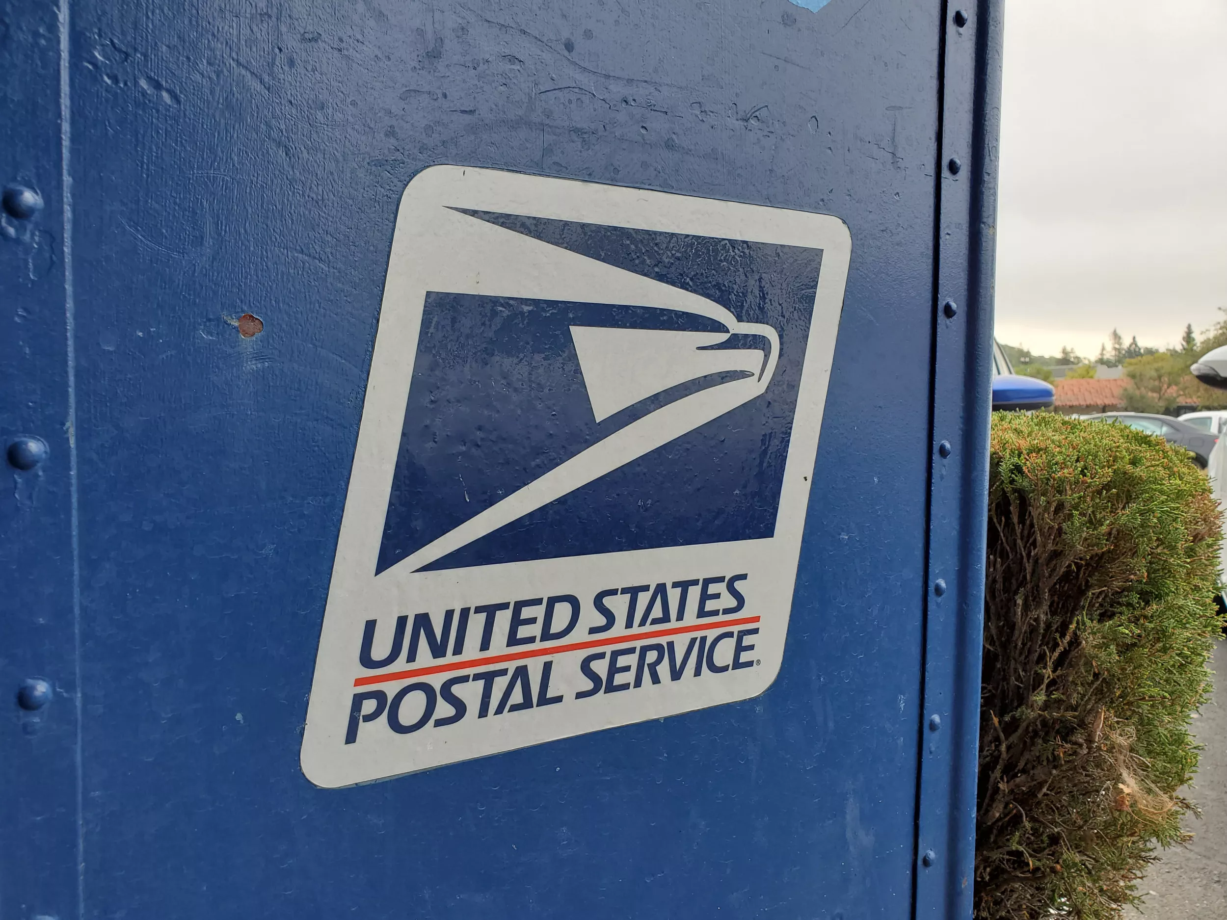 Worker Loses Arm at Postal Center With History of Major Safety Violations - Vimarsana News