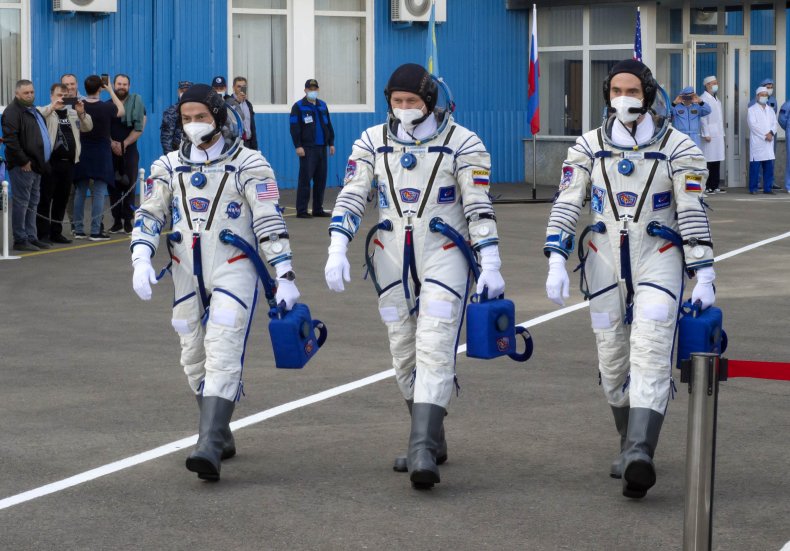 U.S. Astronaut to Travel in Russian Capsule