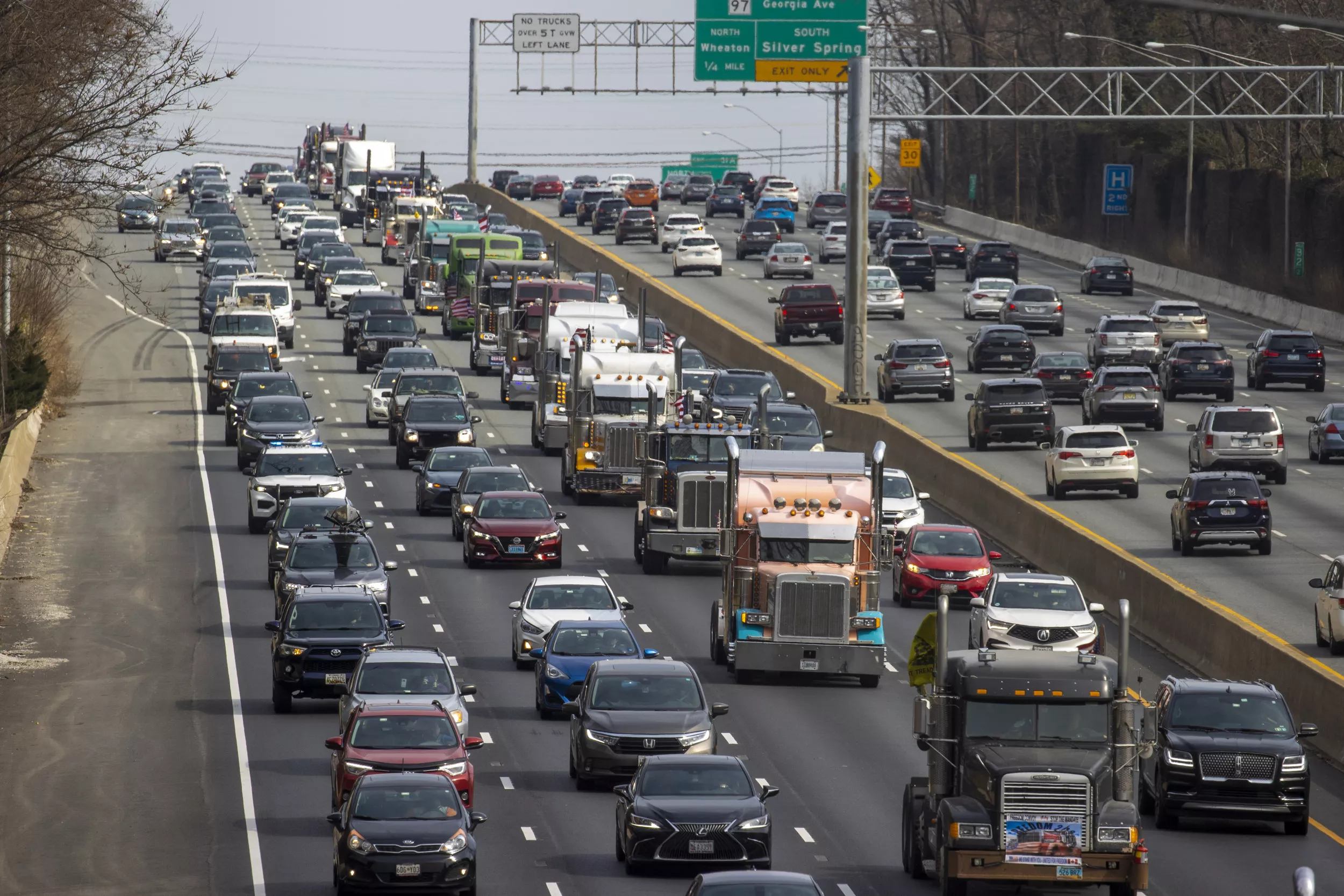 Trucker Convoy Reaches Edge of D.C., Police Shut Off Access to Downtown - Vimarsana News