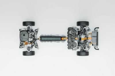  T8 AWD plug-in hybrid powertrain