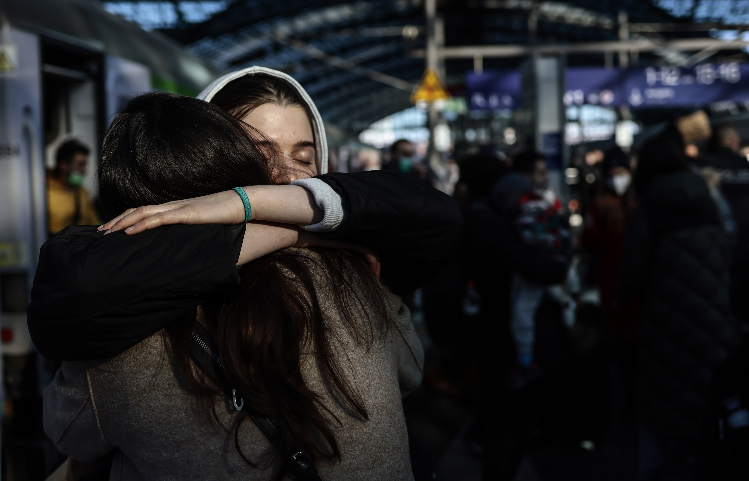 Ukrainian Refugee's Viral Video Documents Harrowing Escape to Poland