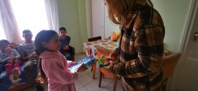 Delivering Aid to Ukrainian Refugees 