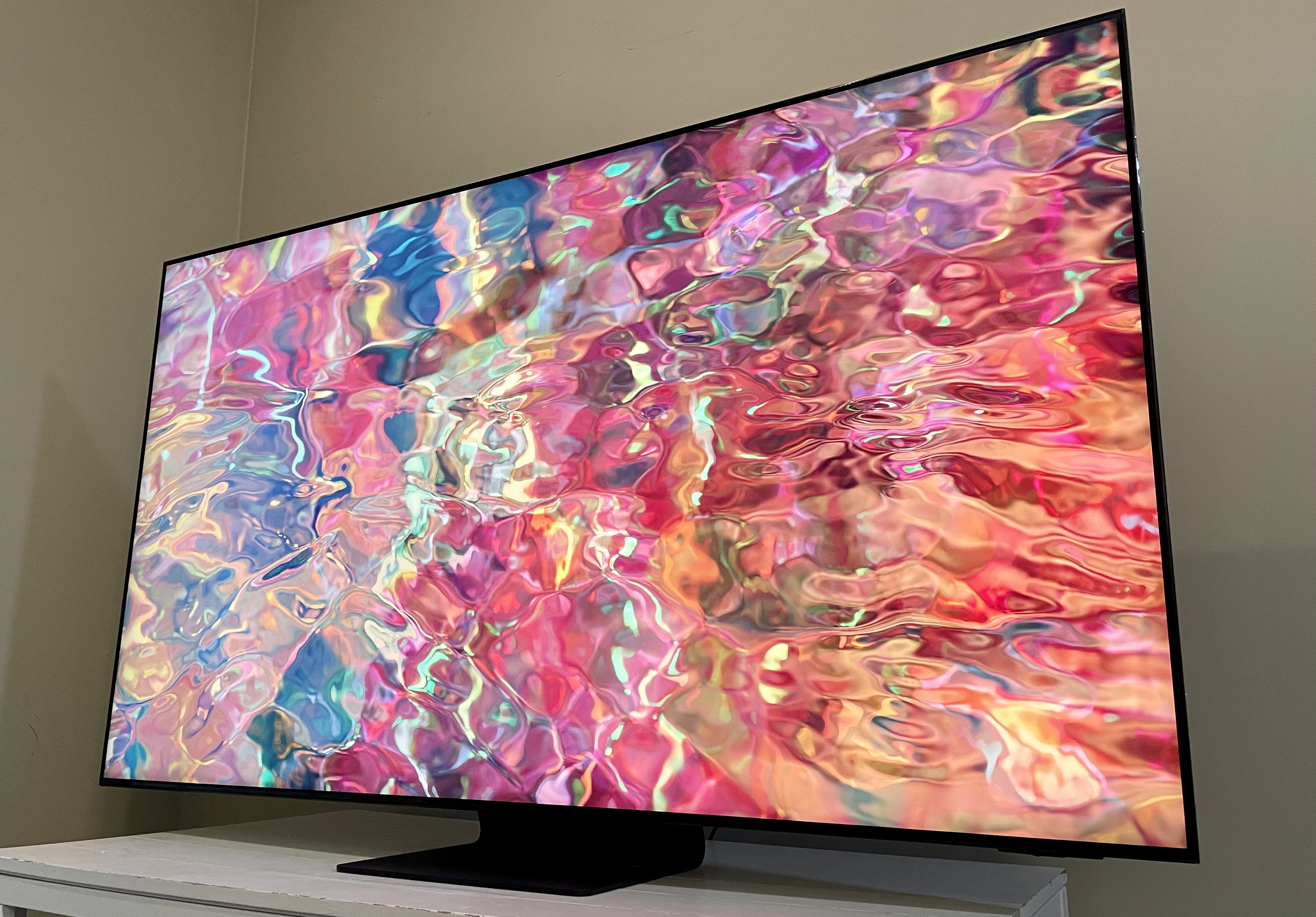 Samsung Qn90b Review Outstanding Tv For Gaming And Streaming