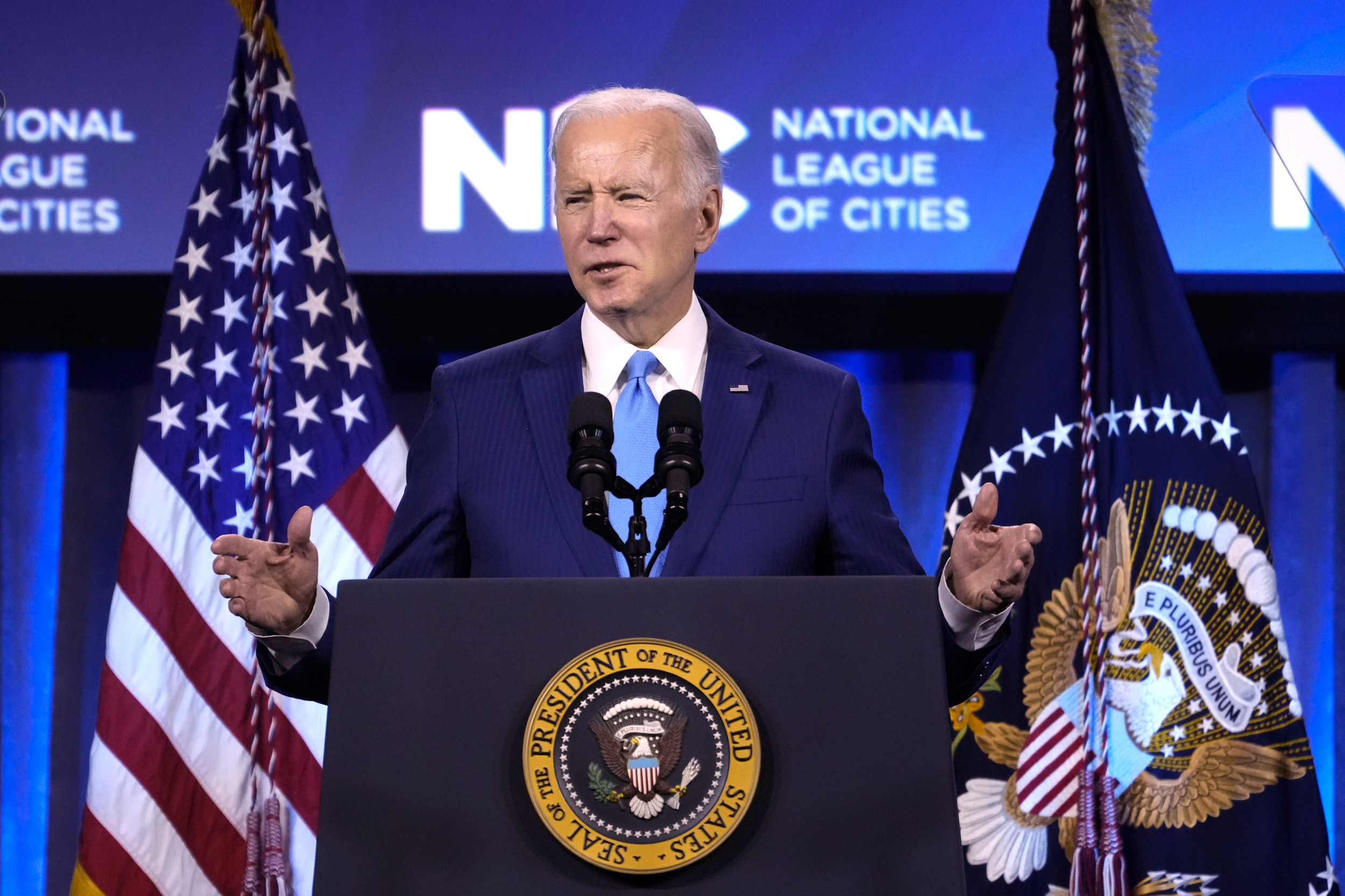 Over 30 Percent of Democrats Don't Expect Biden to Run in 2024 Poll