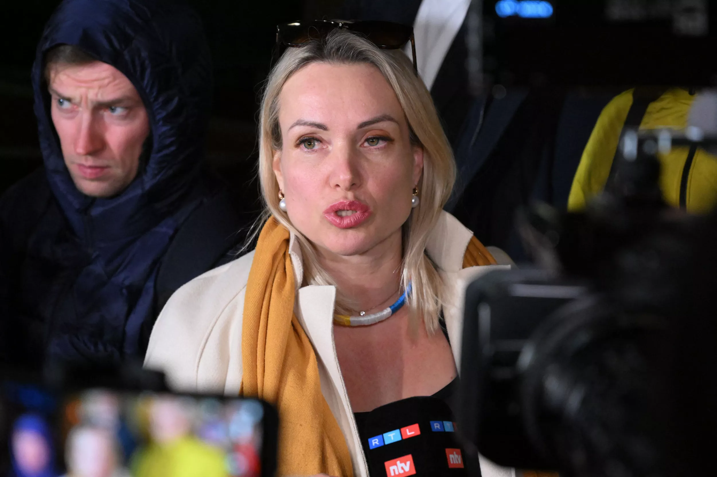 Marina Ovsyannikova's TV Protest Receives Support on Russian Social Media - Vimarsana News