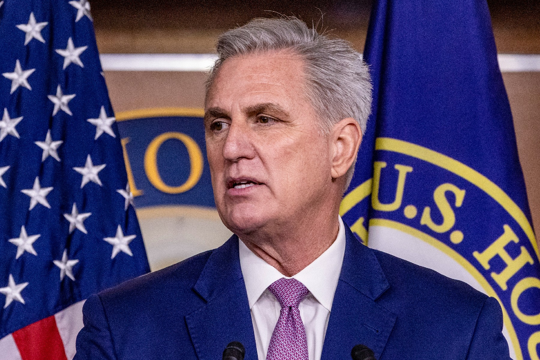 Kevin McCarthy Complains Biden is Not Standing Up For Putin in Viral Video