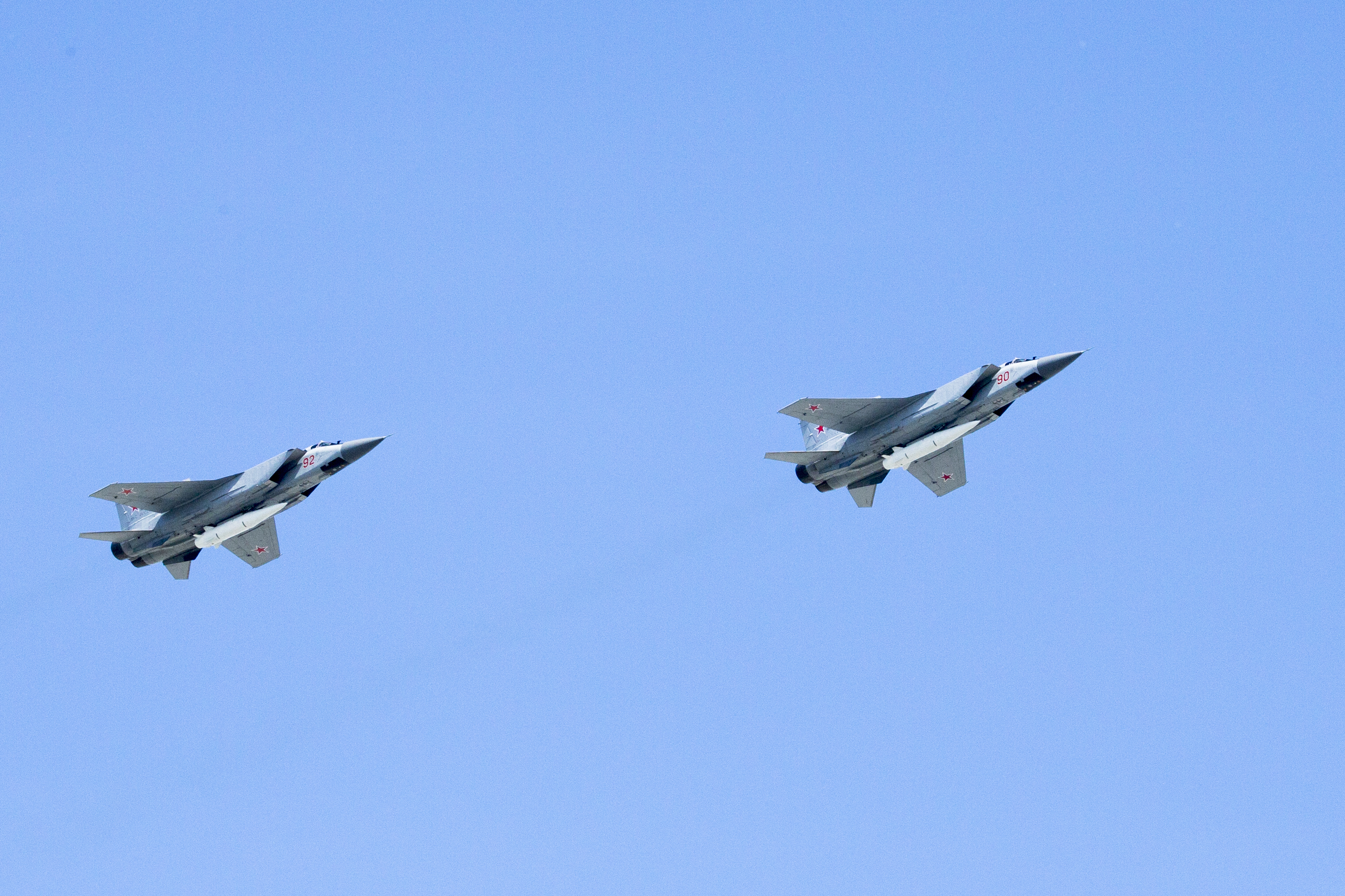 'Ought to Be On Their Side:' Ex-General Tells Biden to Give Ukraine Planes