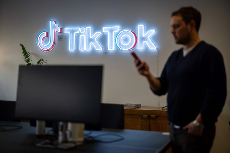 TikTok influencers get White House briefing