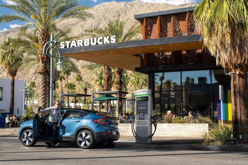 Starbucks partners with Volvo