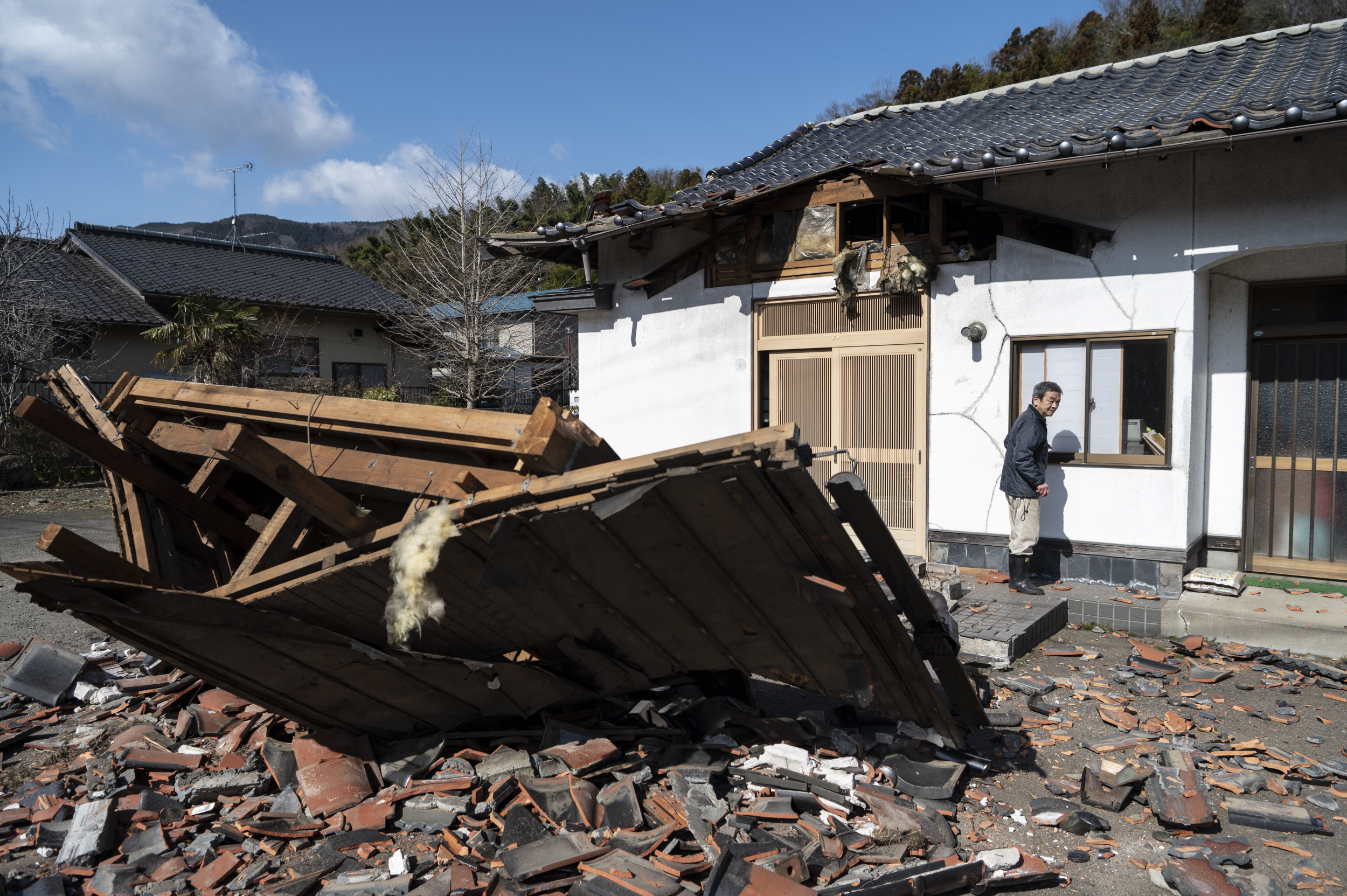 'Scary' Videos Show Japan Earthquake That Killed Four, Injured Dozens