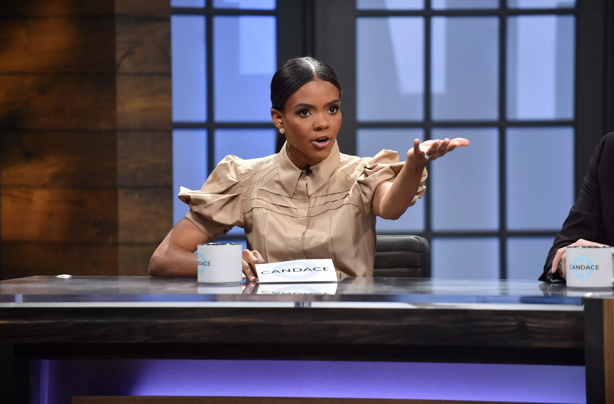Candace Owens Calls Zelensky a 'Very Bad Character' Who's Hurting Ukraine - Vimarsana News