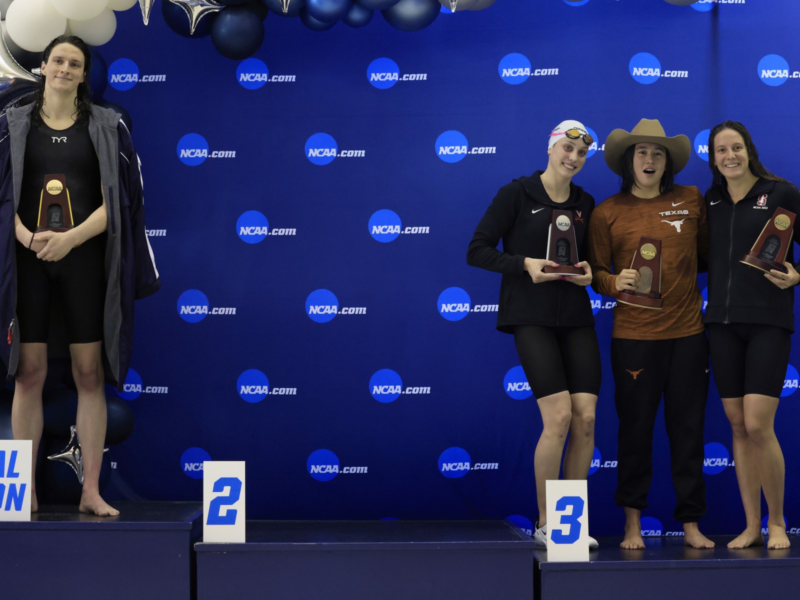 How Emma Weyant Other Swimmers Reacted To Lia Thomas Win How Emma Weyant Other Swimmers Reacted To Lia Thomas Win