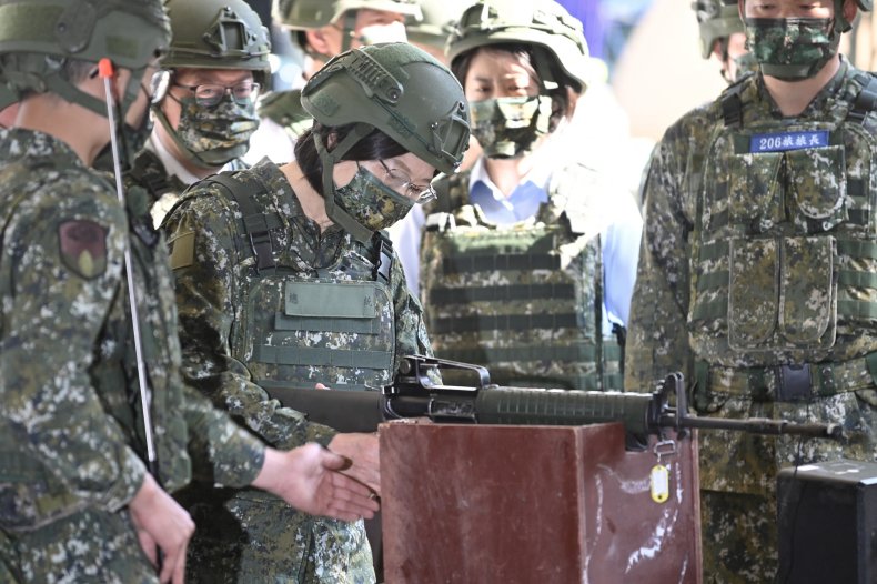 Taiwan, Tsai, reservists, military, base, Taoyuan