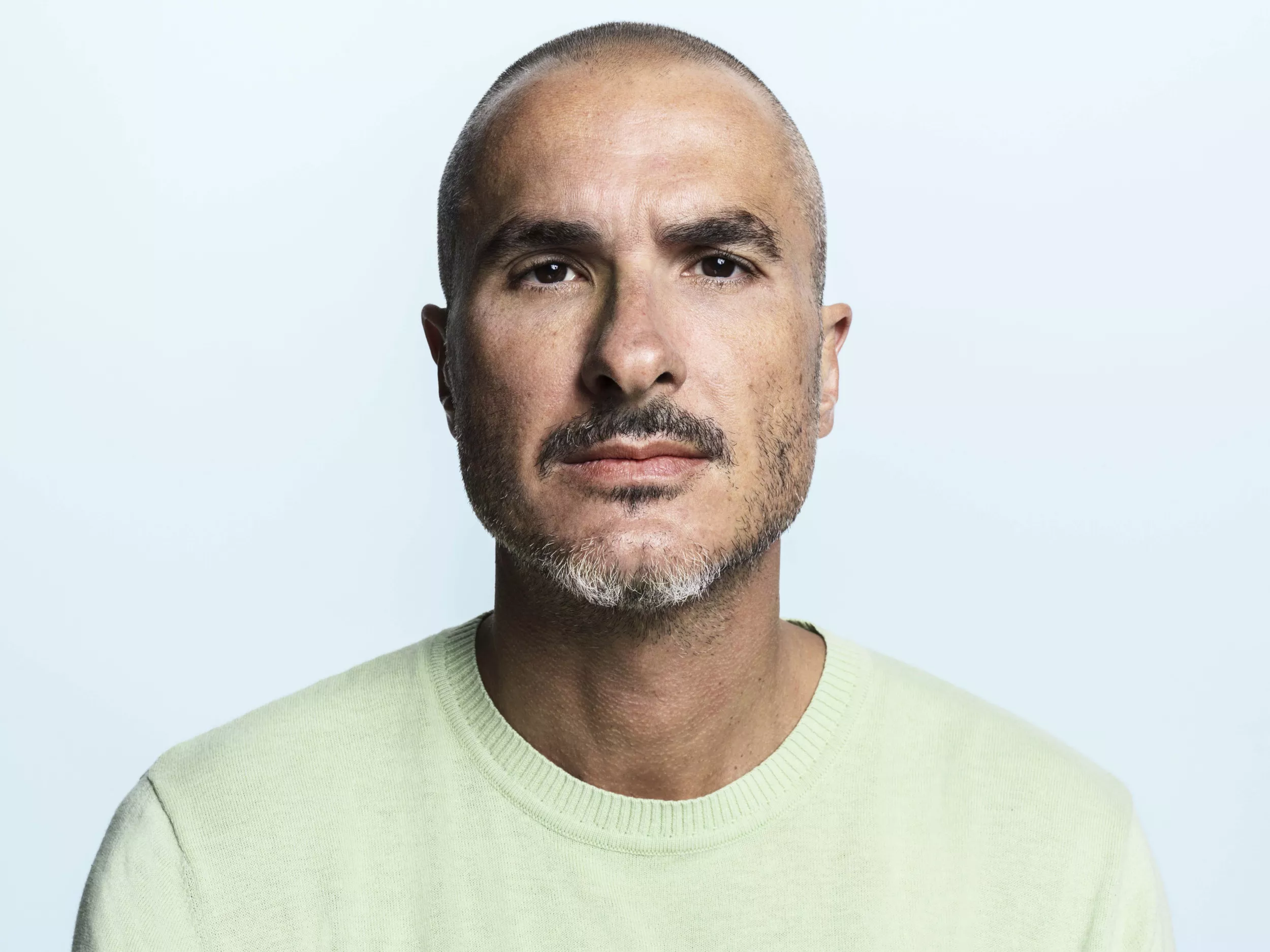 Talking Tech With Apple Music 1 Host Zane Lowe - Vimarsana News