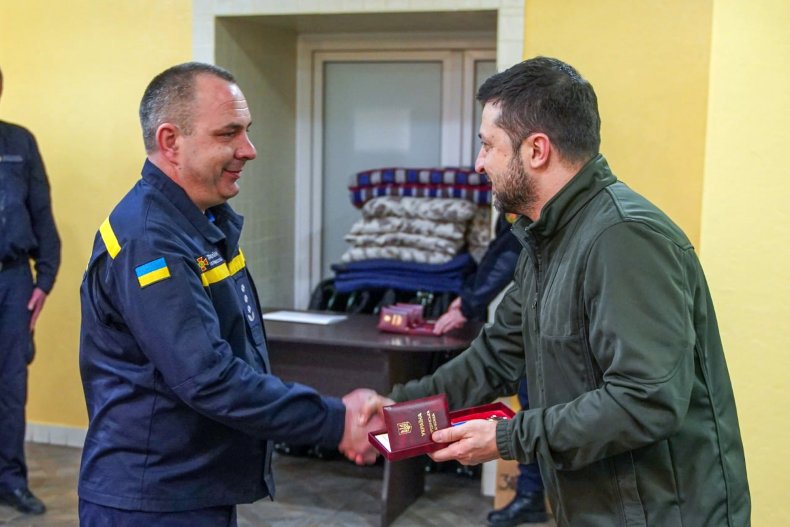 Volodymyr Zelensky awards medals