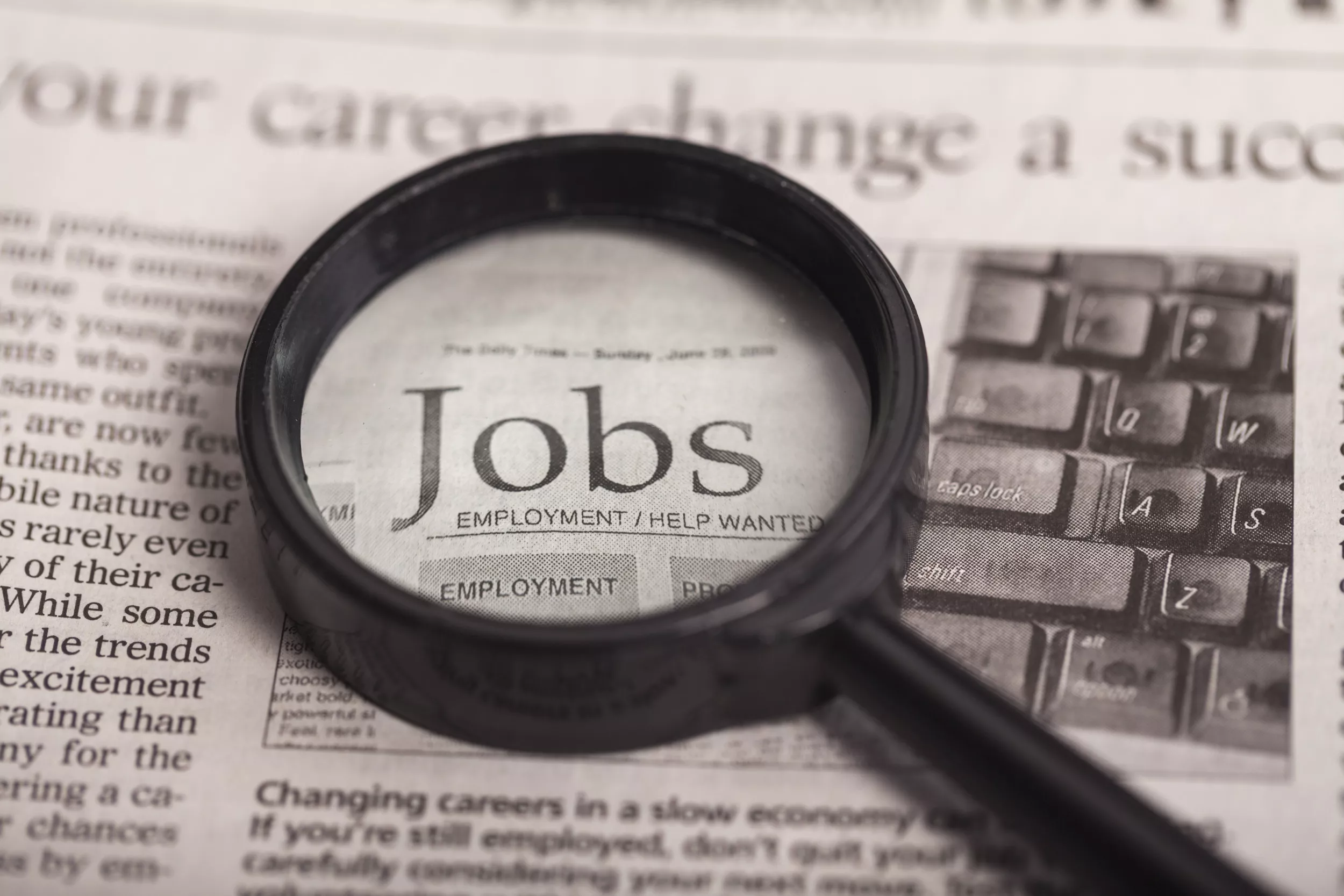 EMTs, Caregivers, Teachers: Redditors Debate What Jobs Deserve More Pay - Vimarsana News