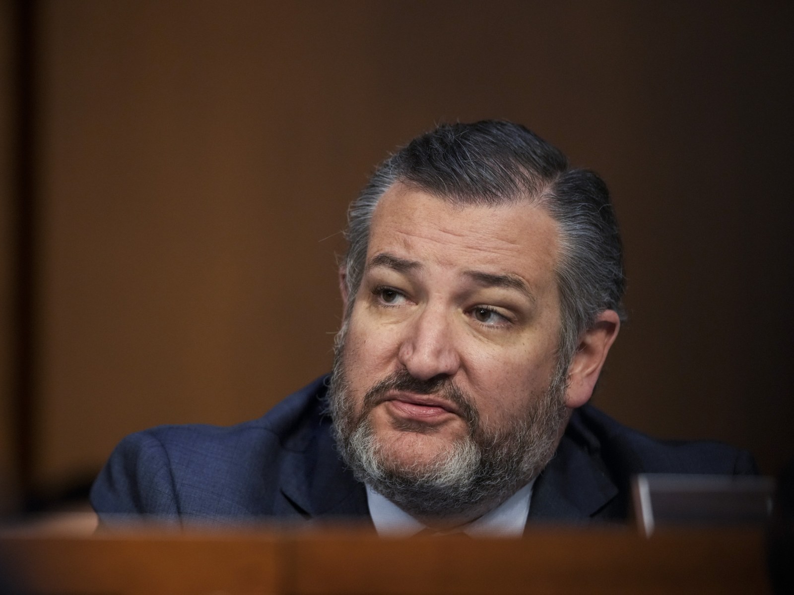 Ted Cruz Wasn't Recognized by Cop Asked to Deal With Him at ...