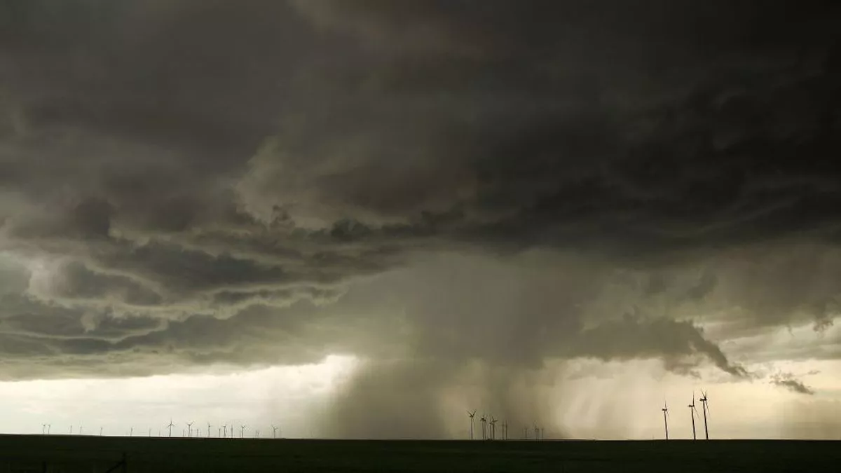 The Difference Between Tornado Watches and Warnings - Vimarsana News