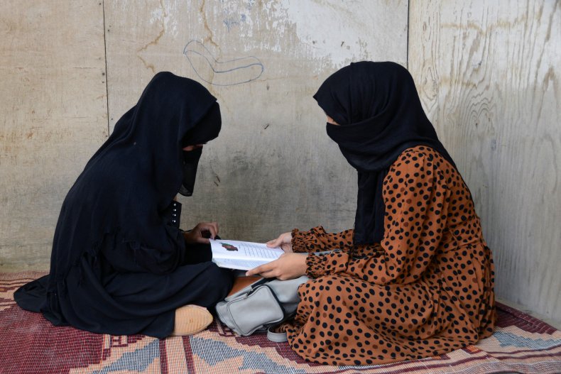 Girls' Schools in Afghanistan to Remain Closed