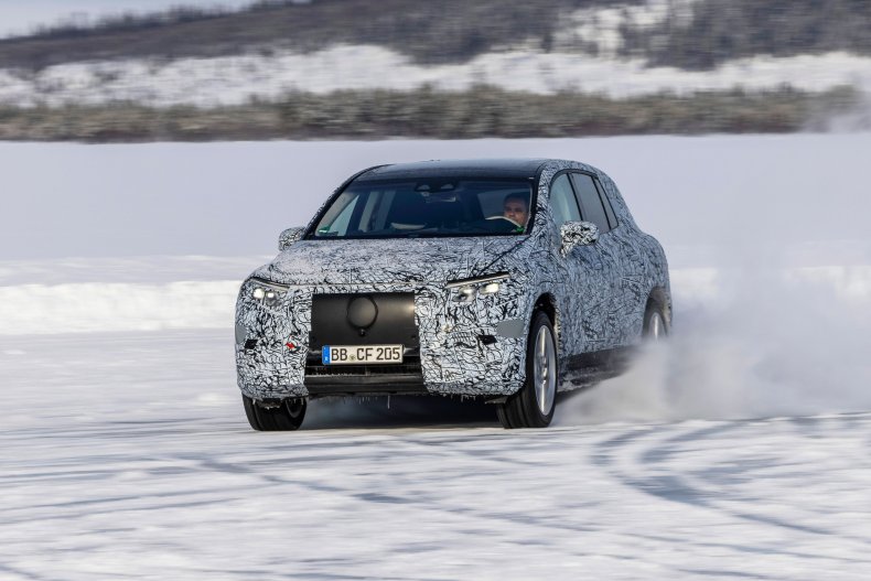 Mercedes-Benz EQS SUV