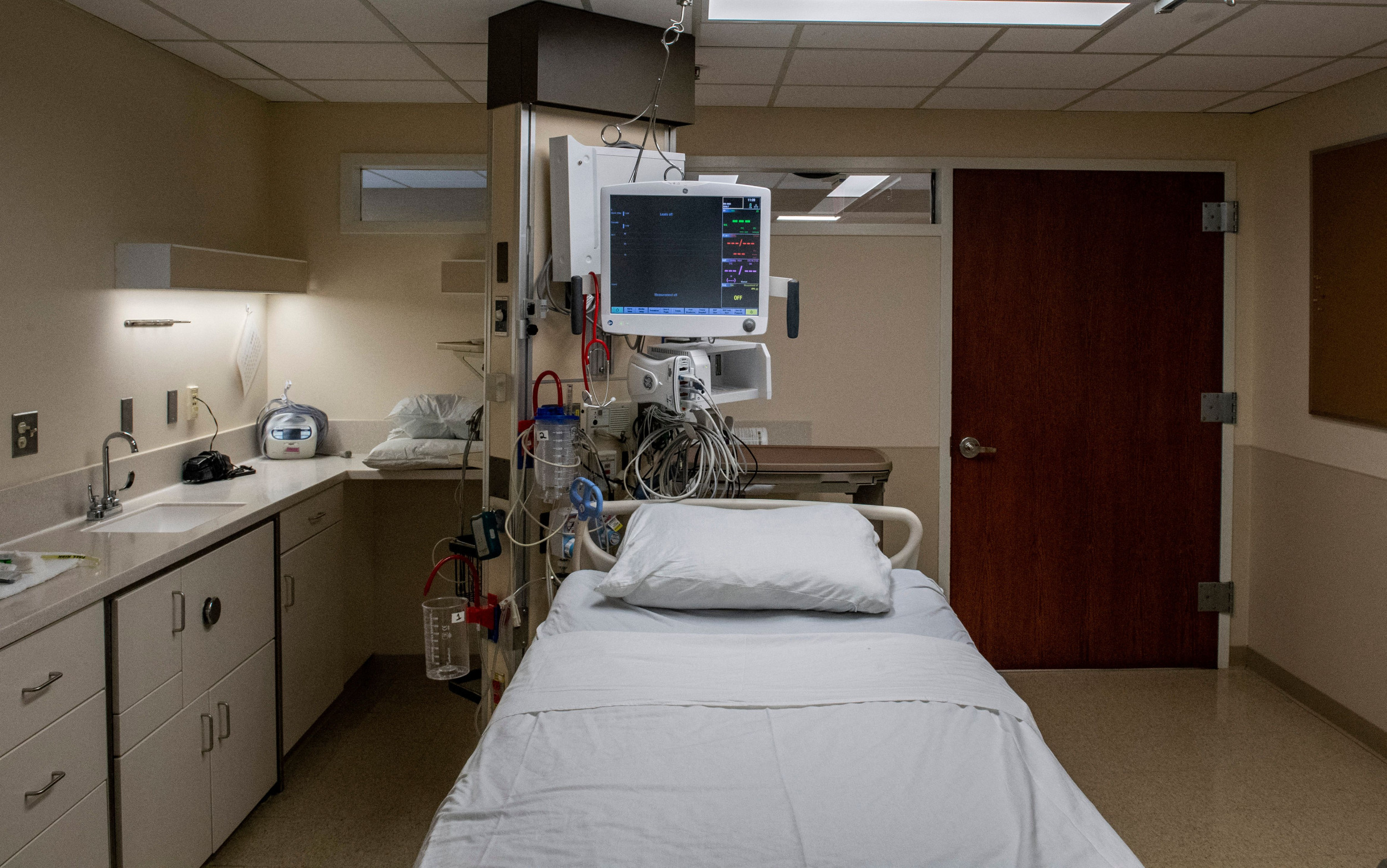 Double-Lung Transplant Working 6 Months Later for Man With Terminal Cancer