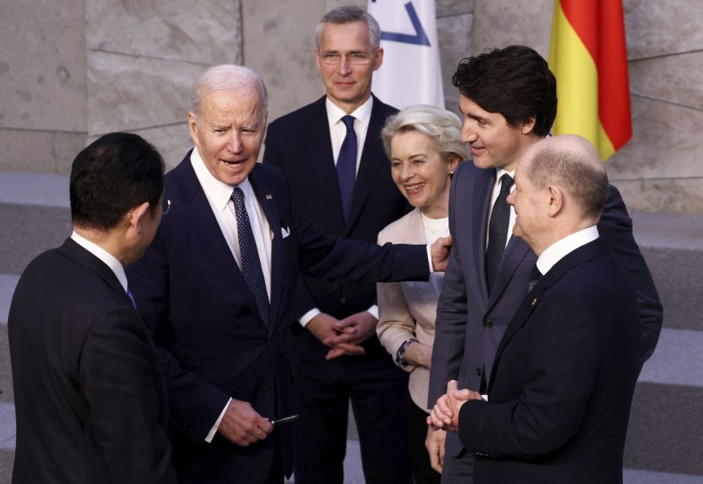 G7