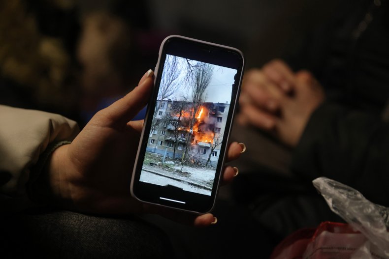 Showing a video on a smartphone