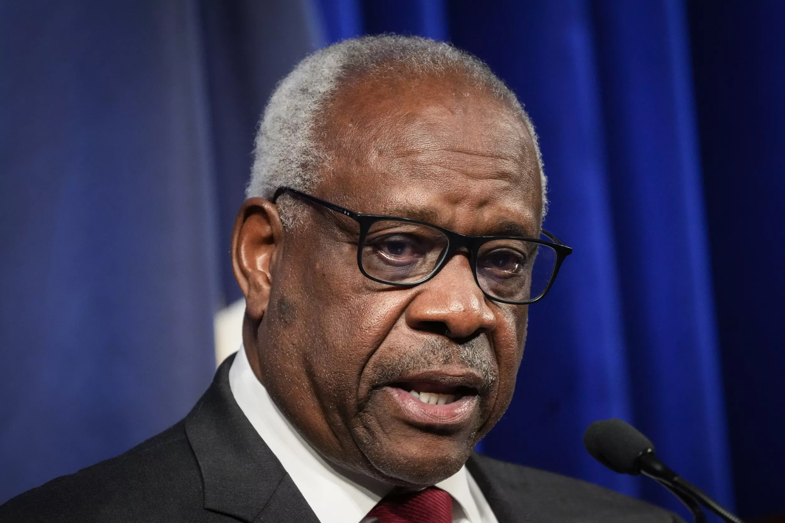 Social Media Users Want to Know: Where Is Clarence Thomas? - Vimarsana News