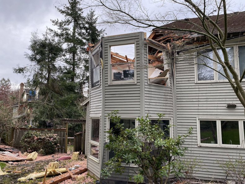 Oregon car into house