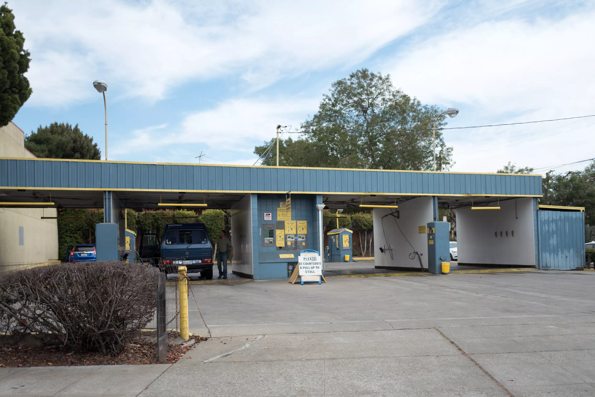 Father, Son Gunned Down in Ambush at Self-Service Carwash: Police - Vimarsana News