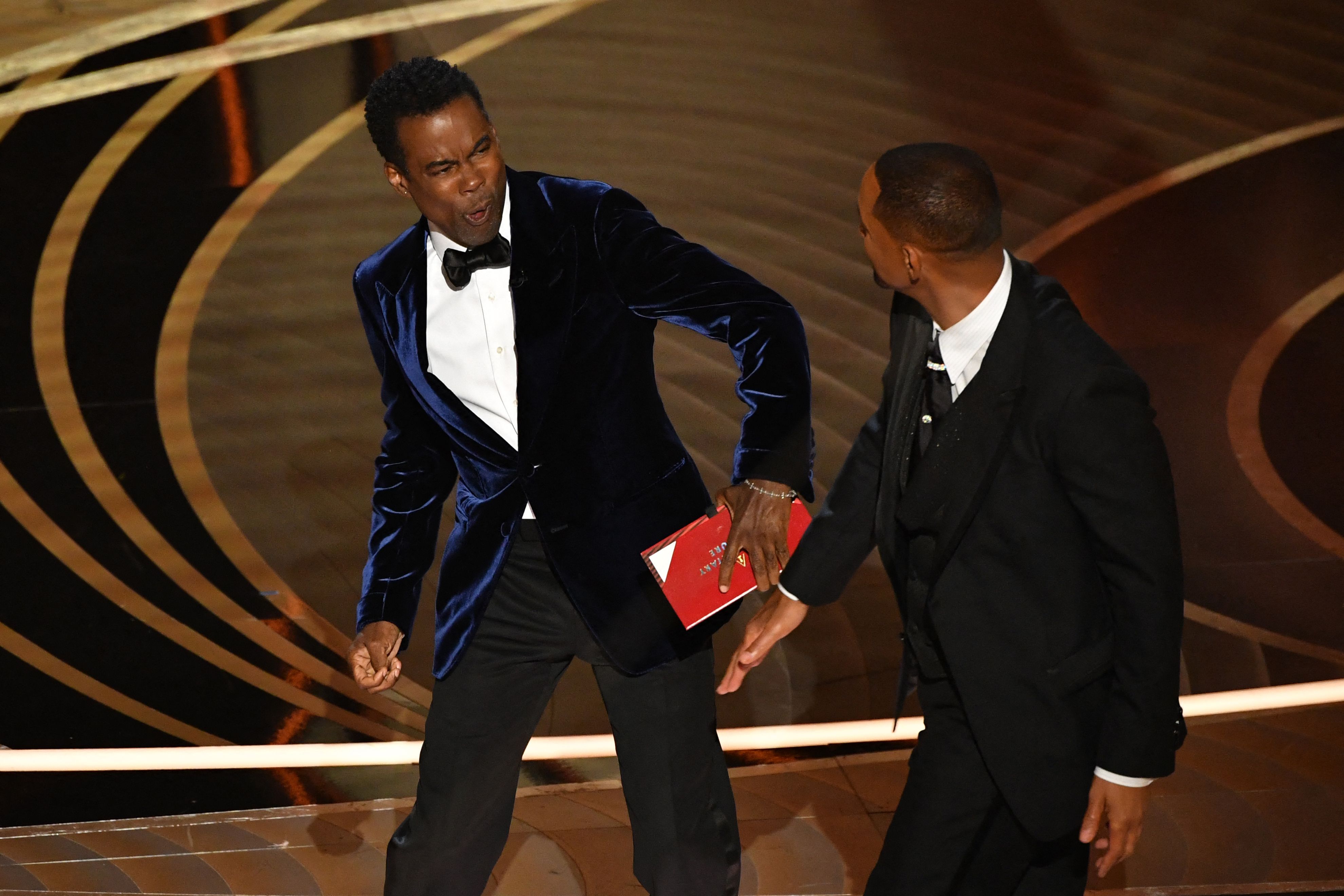 The Best Memes About Will Smith Slapping Chris Rock At ...
