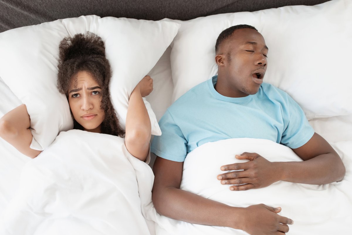 why people talk when sleeping