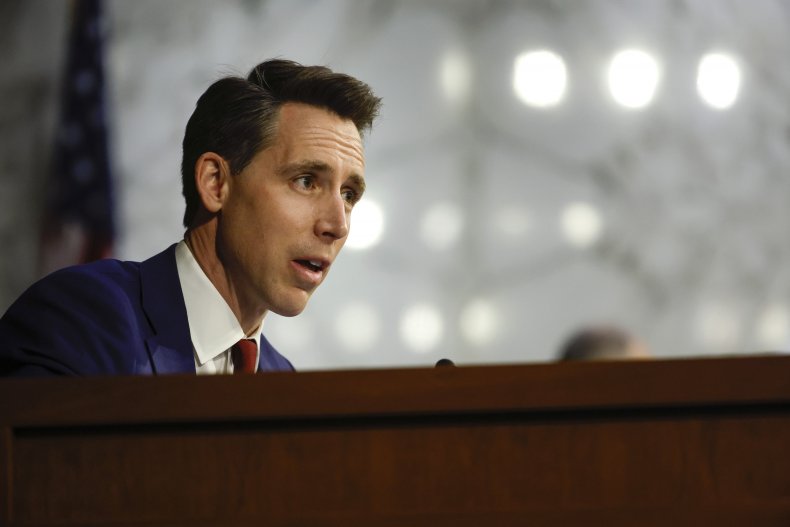 Josh Hawley Clarence Thomas