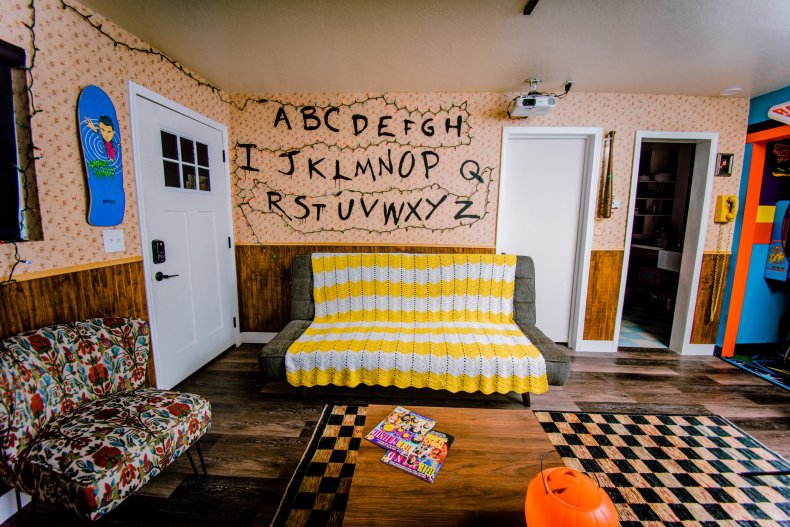 40110 Mahanoy Ln Living Room 2